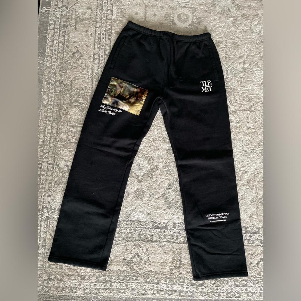 PacSun Black The Met Graphic Sweatpants